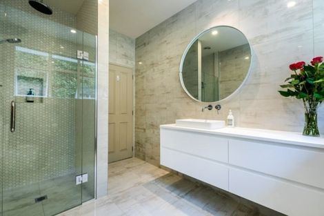 Photo of property in 48 Greenhithe Road, Greenhithe, Auckland, 0632