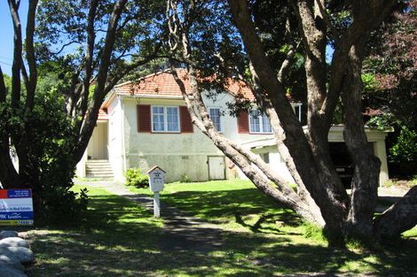 Photo of property in 92 Onslow Road, Khandallah, Wellington, 6035