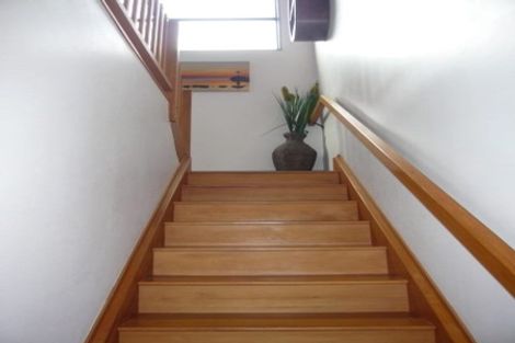 Photo of property in 18 Silhouette Way, Western Heights, Hamilton, 3200