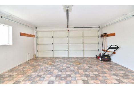 Photo of property in 6a Doment Crescent, Orewa, 0931