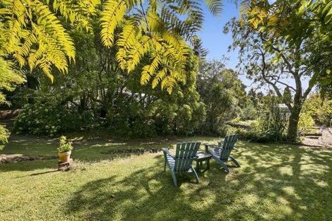Photo of property in 124 Kamahi Street, Stokes Valley, Lower Hutt, 5019