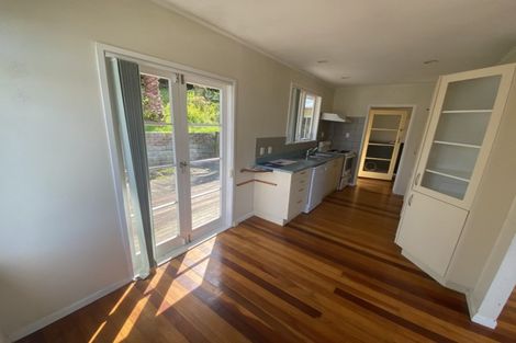 Photo of property in 8 Sequoia Place, Sunnynook, Auckland, 0620