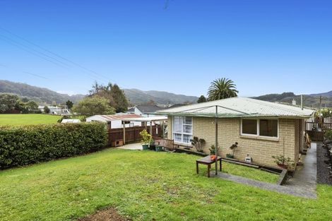 Photo of property in 25a Karaka Street, Wainuiomata, Lower Hutt, 5014