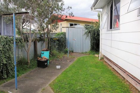 Photo of property in 10 Custom Street, Ashhurst, 4810