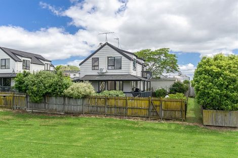 Photo of property in 2/49 Salisbury Road, Birkdale, Auckland, 0626