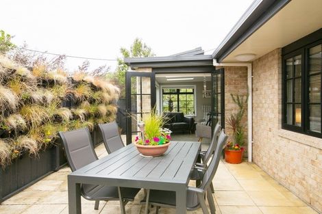 Photo of property in 44 Main Street, Greytown, 5712