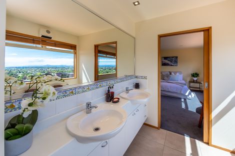 Photo of property in 19 Delhi Place, Cashmere, Christchurch, 8022