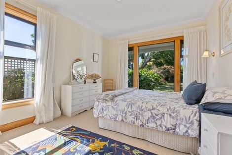 Photo of property in 12a Tamati Place, Merrilands, New Plymouth, 4312