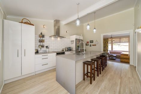 Photo of property in 30 Marlborough Street, Silverstream, Upper Hutt, 5019