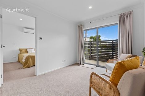 Photo of property in 10g Tupare Place, Highlands Park, New Plymouth, 4312