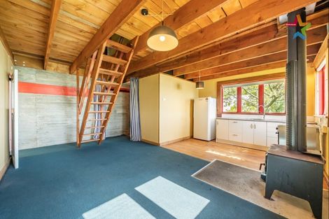 Photo of property in 307a Marine Dr York Bay, York Bay, Lower Hutt, 5013