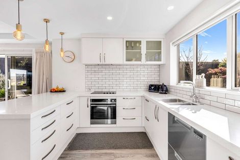 Photo of property in 32 Katania Heights, Brightwater, 7022