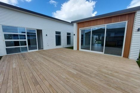 Photo of property in 10 Haupa Nui Road, Wainui, 0932