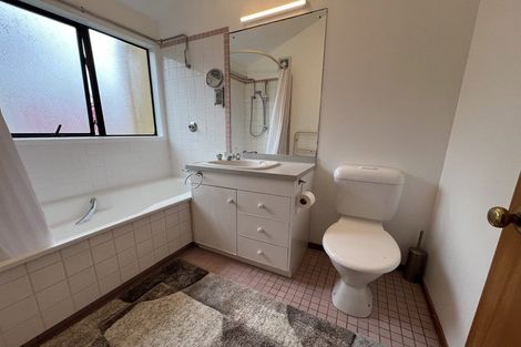 Photo of property in 99a Lake Road, Belmont, Auckland, 0622