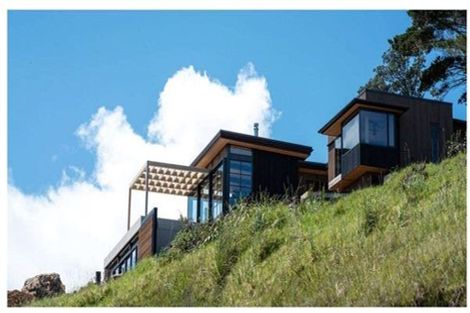 Photo of property in 279 Mount Pleasant Road, Mount Pleasant, Christchurch, 8081