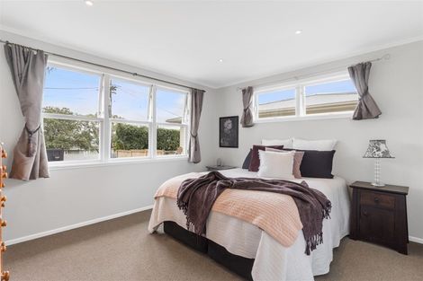 Photo of property in 253 Rangatira Road, Beach Haven, Auckland, 0626