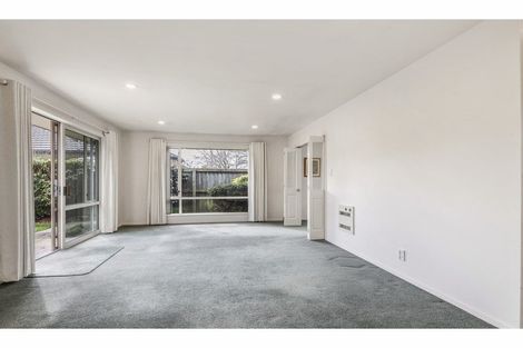 Photo of property in 1/123a Withells Road, Avonhead, Christchurch, 8042