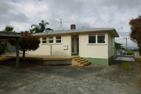 Photo of property in 255 Rangatira Road, Beach Haven, Auckland, 0626
