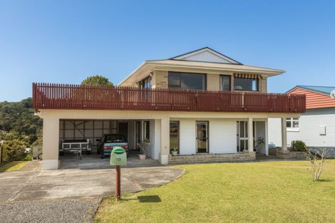 Photo of property in 10 Gould Street, Russell, 0202