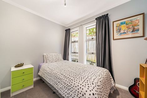 Photo of property in 77 Sunbrae Drive, Silverstream, Upper Hutt, 5019