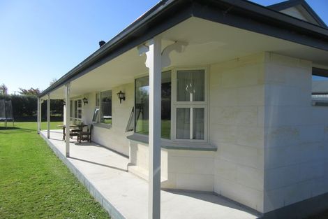 Photo of property in 44 Hunts Road, Waimate, 7978