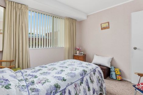 Photo of property in 2 Ashmore Place, Fairy Springs, Rotorua, 3015