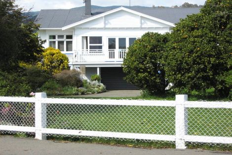 Photo of property in 17 Riverside, Nelson, 7010