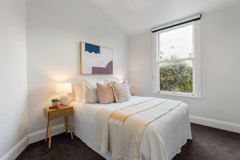 Photo of property in 23 Elizabeth Street, Mount Victoria, Wellington, 6011