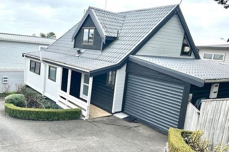 Photo of property in 1/14 Garadice Road, Rothesay Bay, Auckland, 0630