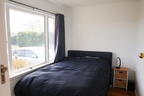 Photo of property in 12 Manor Place, Bryndwr, Christchurch, 8053