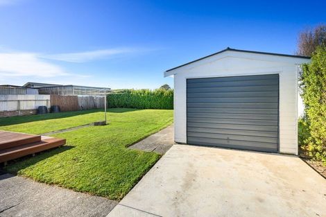 Photo of property in 7 Tararua Terrace, Cloverlea, Palmerston North, 4412