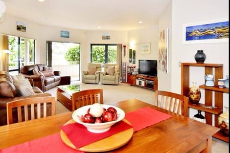 Photo of property in 2 Rimu Rise, Albany, Auckland, 0632