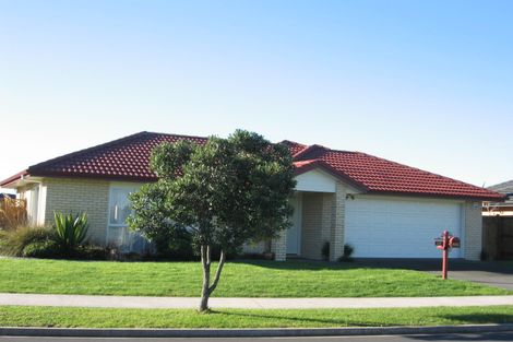 Photo of property in 39 Blackwood Drive, Wattle Downs, Auckland, 2103