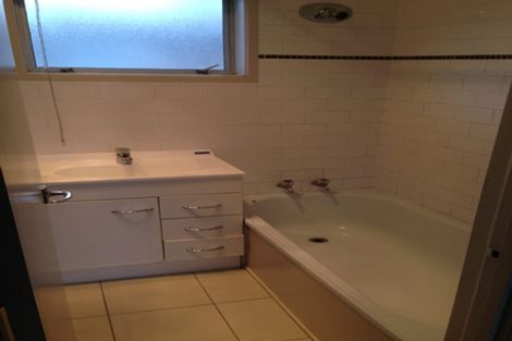 Photo of property in 1/79 Prince Regent Drive, Half Moon Bay, Auckland, 2012