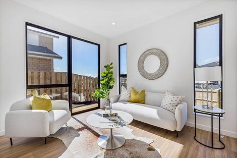 Photo of property in 26 Sari Place, Massey, Auckland, 0614