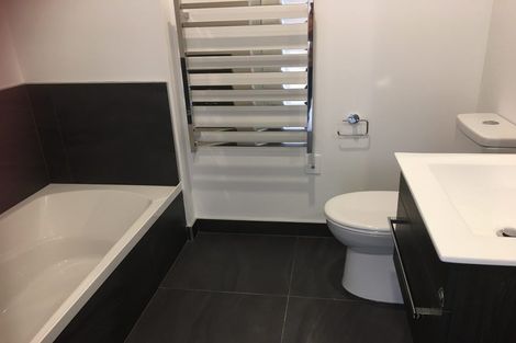 Photo of property in 24 Rua Kai Way, Brooklyn, Wellington, 6021