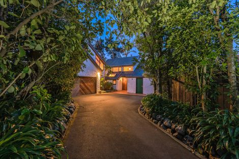 Photo of property in 36 Clifton Terrace, Fitzherbert, Palmerston North, 4410