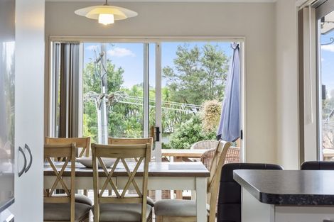 Photo of property in 9 Meadowviews Drive, Welcome Bay, Tauranga, 3112