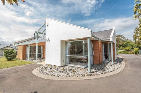 Photo of property in 17 Norfolk Drive, Otamatea, Whanganui, 4500