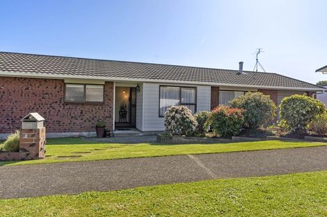 Photo of property in 20 Fairfax Terrace, Frankleigh Park, New Plymouth, 4310