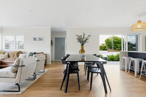 Photo of property in 78 Grey Street, Cambridge, 3434