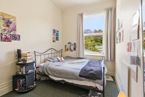 Photo of property in 72-76 Tasman Street, Mount Cook, Wellington, 6021