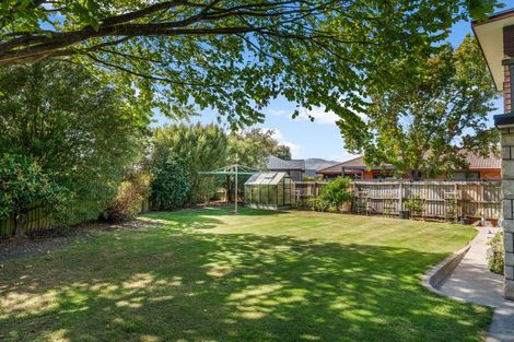 Photo of property in 18 Sunbeam Place, Halswell, Christchurch, 8025