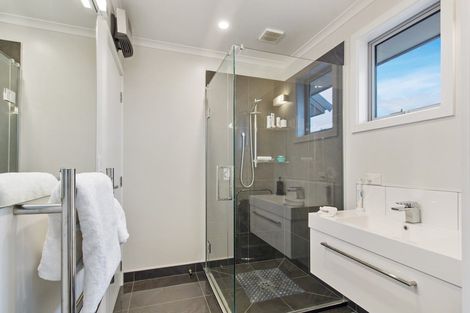 Photo of property in 201 Le Cren Street, Seaview, Timaru, 7910