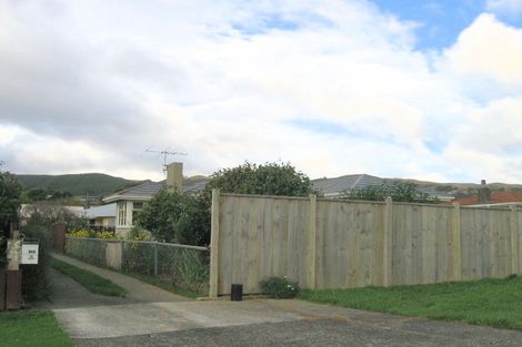 Photo of property in 42 Beauchamp Street, Tawa, Wellington, 5028