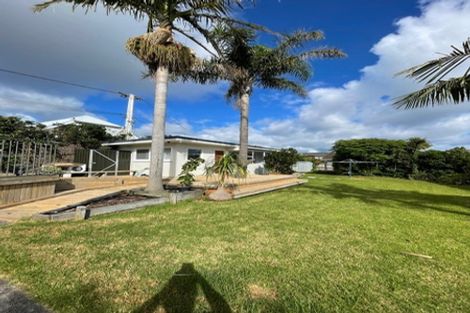Photo of property in 123 Shakespeare Road, Milford, Auckland, 0620