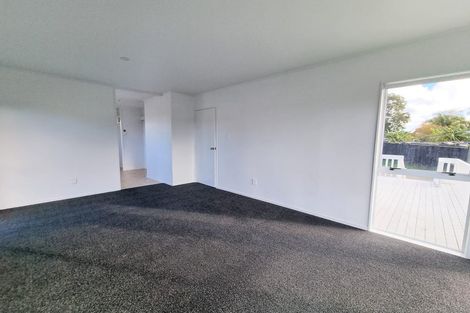 Photo of property in 31 Edwin Freeman Place, Ranui, Auckland, 0612