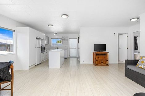 Photo of property in 47b Rawhiti Road, Manly, Whangaparaoa, 0930