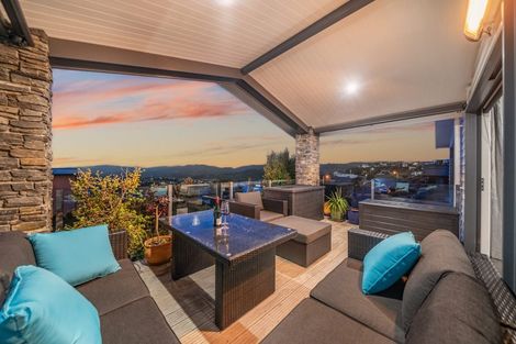 Photo of property in 15 Pacific View, Whitby, Porirua, 5024