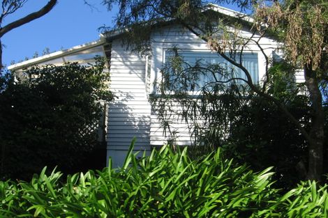 Photo of property in 13 Mahoe Street, Tawa, Wellington, 5028